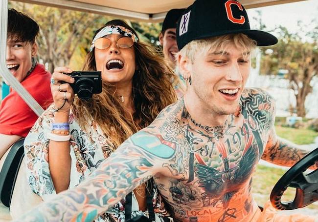 Image of an American Instagram model and influencer, Sommers Ray and Machine Gun Kelly